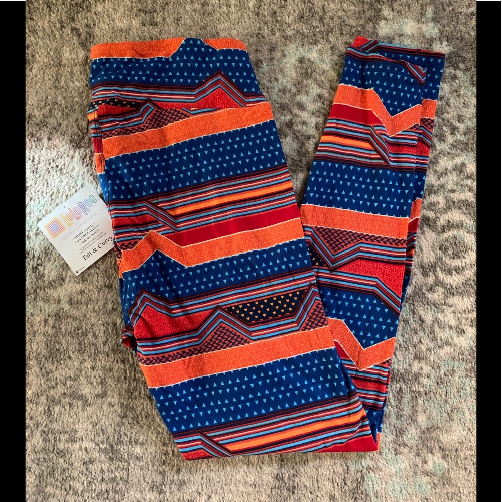 BNWT TC ORANGE/BLUES SOUGHT AFTER LULAROE PATTERN
